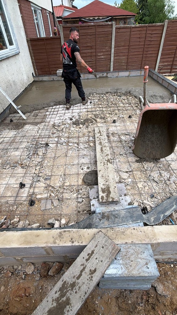 On-Site Ready Mix Concrete Slab Pouring Luton